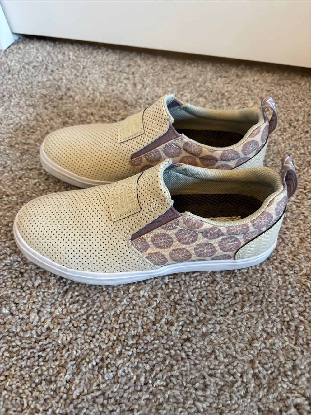 Women’s Xtratuf Salmon Sisters Slip-On Sneakers in Cream with Mauve Pattern